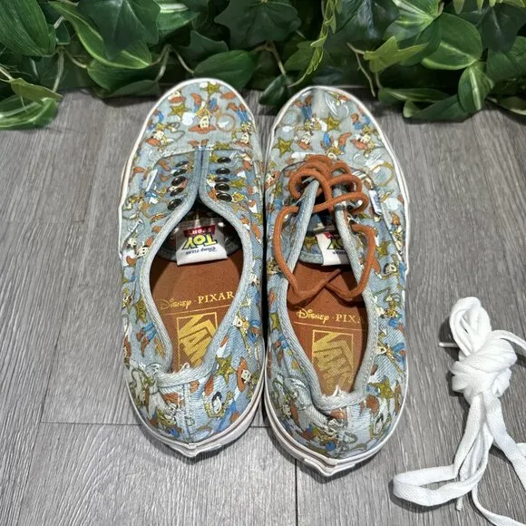 VANS x Disney Toy Story Authentic Sheriff Woody Denim Shoes MENS 8.5 ANDY RARE