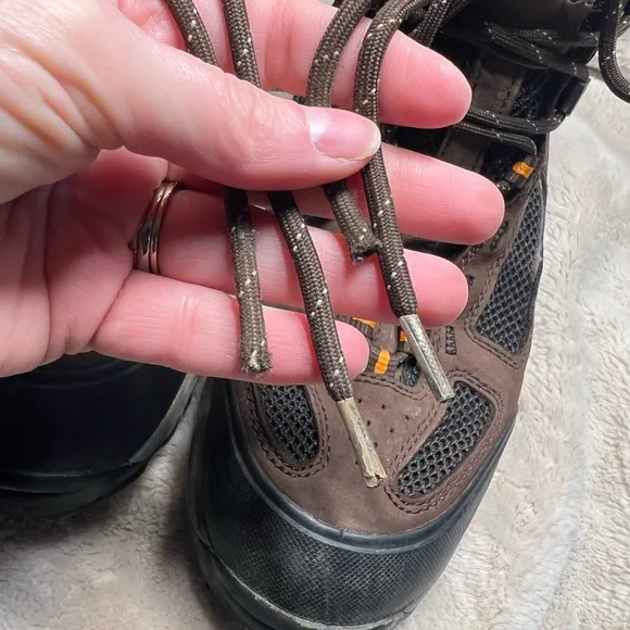 Vasque 10.5 Men Hiking Boots Gore Tex Vibram Sole
