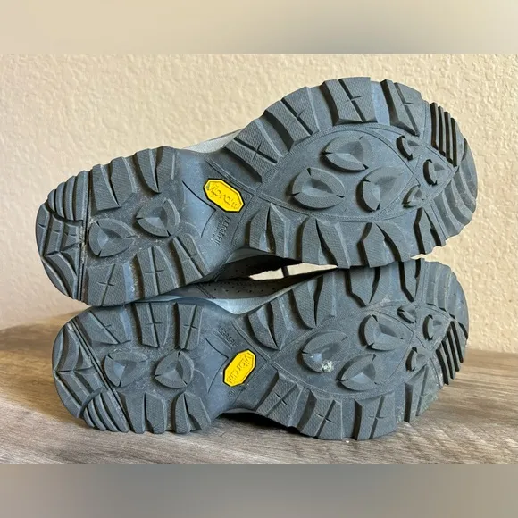 Vasque Goretex Hiking Boots Womens Size 10.5