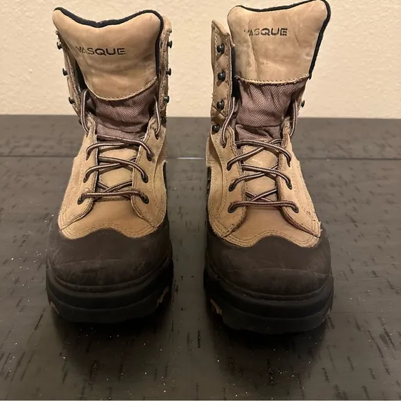 Vasque Women’s Timber 7125 Hiking Boots