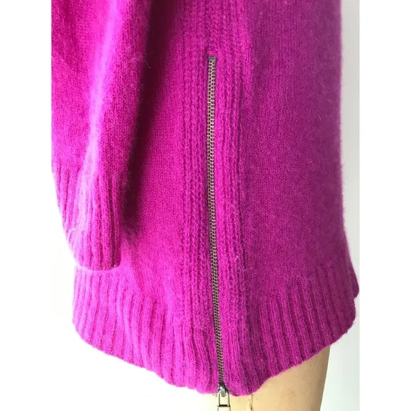 Velvet by Graham &amp; Spencer 100% Cashmere Zip Fuchsia Purple LS Sweater Size S/XS