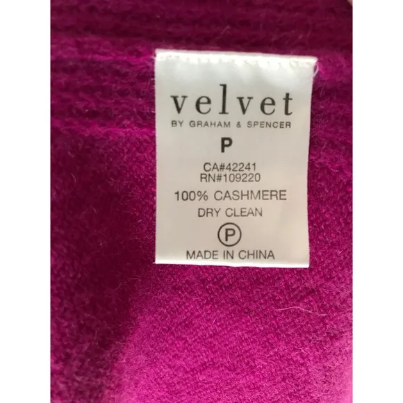 Velvet by Graham &amp; Spencer 100% Cashmere Zip Fuchsia Purple LS Sweater Size S/XS