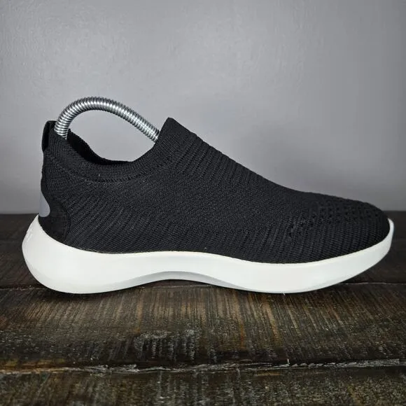 Vessi Everyday Move Slip On Womens Size 8 Waterproof Shoes Sneakers Black White