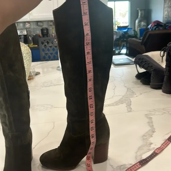 Via Spiga Women’s “ Babe” KneeHigh Boots. Olive/Brown Suede. Size 8.5M