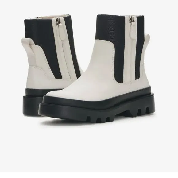 VINCE CAMUTO &quot;KASKONA&quot; COCONUT CREA/ WHITE LEATHER LUG SOLE PLATFORM BOOTIE🆕