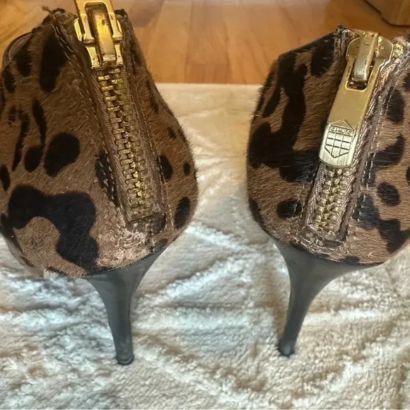 Vince Camuto Leopard Print Calf Hair Platform Ankle Bootie Stiletto Heels