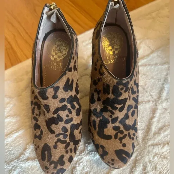 Vince Camuto Leopard Print Calf Hair Platform Ankle Bootie Stiletto Heels