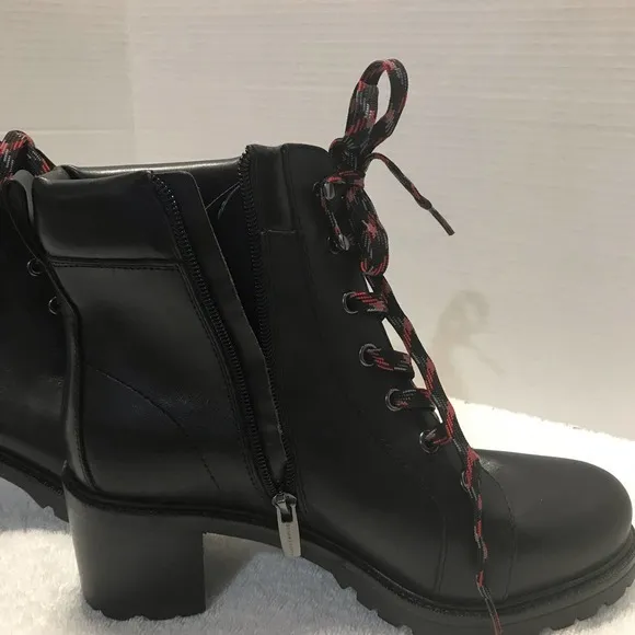 Vince  Camuto New‎ 9 W  Leather Lace-Up Ankle Boots- Gaviana- Black