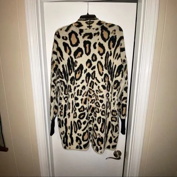Vince Camuto Womens Cardigan Sweater Size Large leopard cheetah animal print