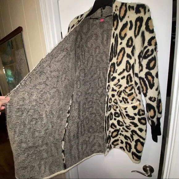 Vince Camuto Womens Cardigan Sweater Size Large leopard cheetah animal print