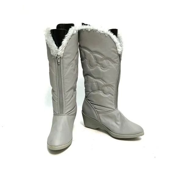 Vintage 1970s gray nylon zip front faux fur lined knee high winter snow boots