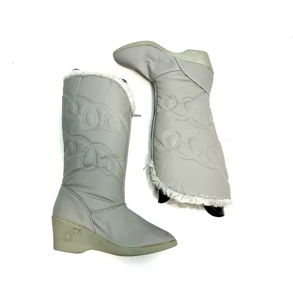 Vintage 1970s gray nylon zip front faux fur lined knee high winter snow boots