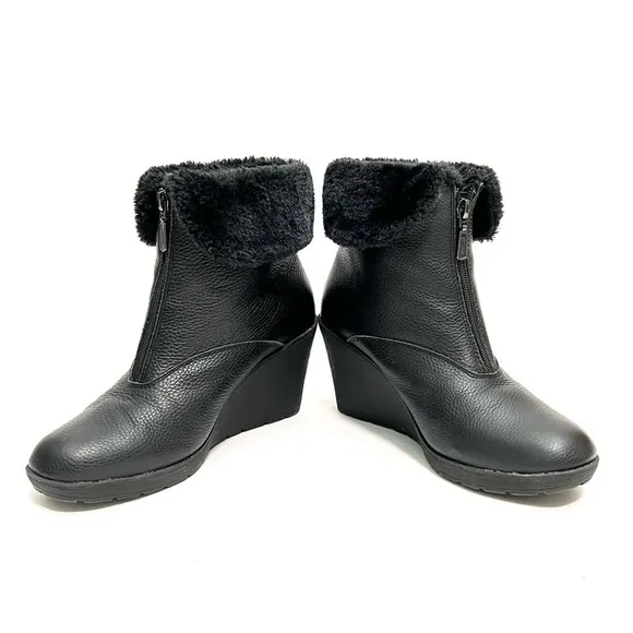 Vintage 1980s black pebble leather faux fur fold over zip front wedge snow boots