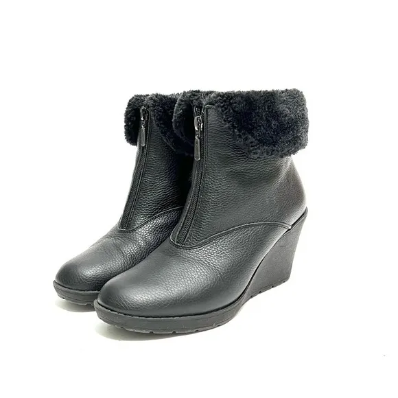 Vintage 1980s black pebble leather faux fur fold over zip front wedge snow boots
