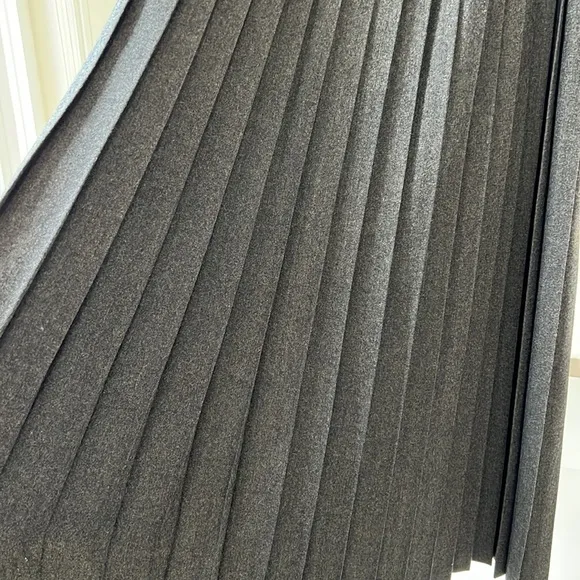 Vintage 80's Ralph Lauren 100% Wool Pleated Long Midi Long Charcoal Gray Size 6