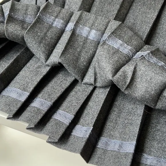 Vintage 80's Ralph Lauren 100% Wool Pleated Long Midi Long Charcoal Gray Size 6