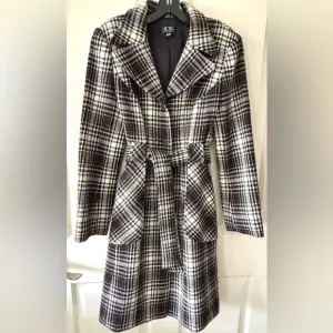 Vintage BCBG MAX AZRIA Tie Front Wool Blend Coat size S