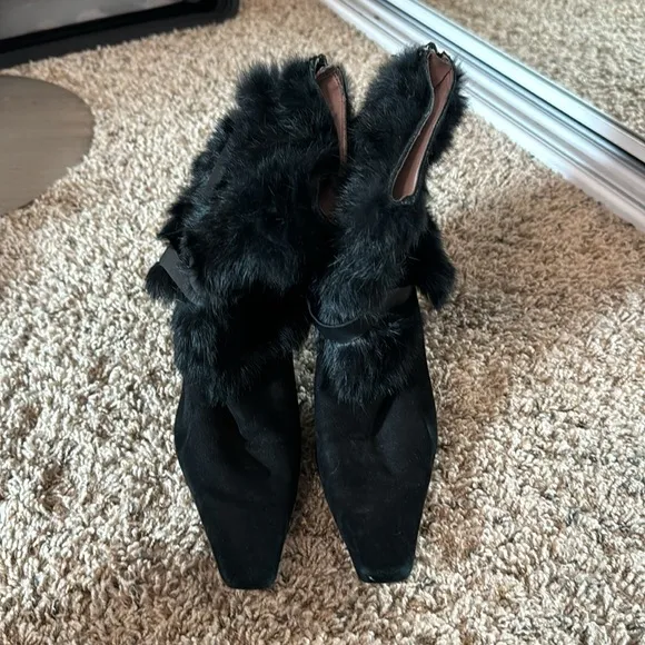 Vintage Black Fur-Trimmed Nine West Boots