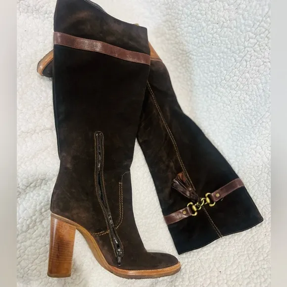 Vintage Brown leather upper boots size 9.5 to 10 fits very good condition