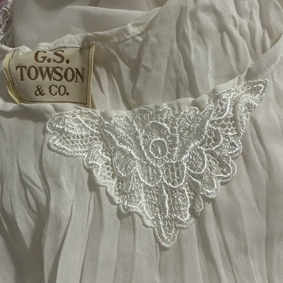 Vintage G. S. Towson &amp; Co. Cream long camisole dress /nightgown Sz M/L