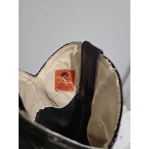Vintage Harley-Davidson Black Leather Embroidered Cowboy Boots Sz 8 etched logo