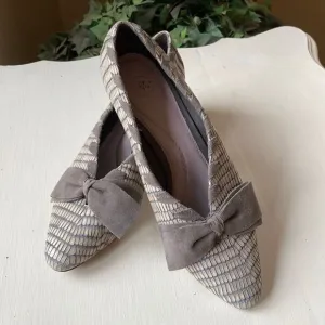Vintage Johnson &amp; Murphy Slip-On Textured Leather/Suede Pumps Size 8.5M