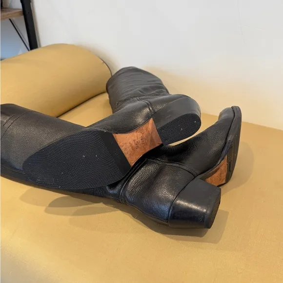 Vintage Miu Miu Black‎ Long Leather Boots. Size 36.