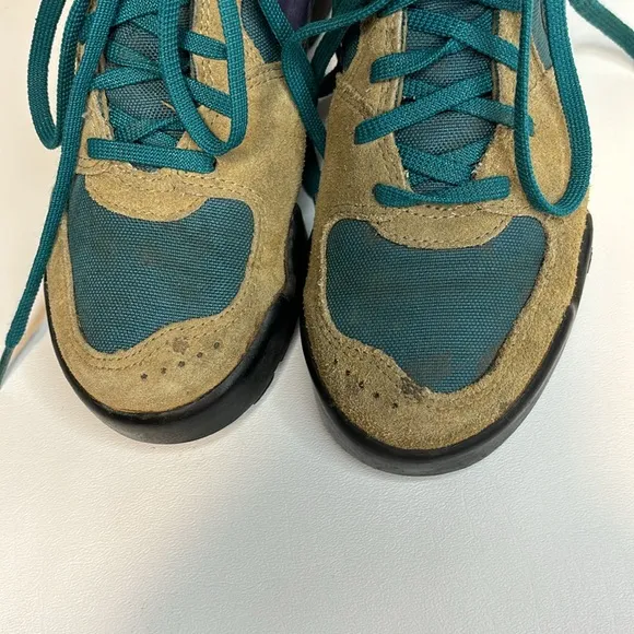 Vintage Nike Caldera Hiking Boots 90s Made in Korea 5.5 Women's