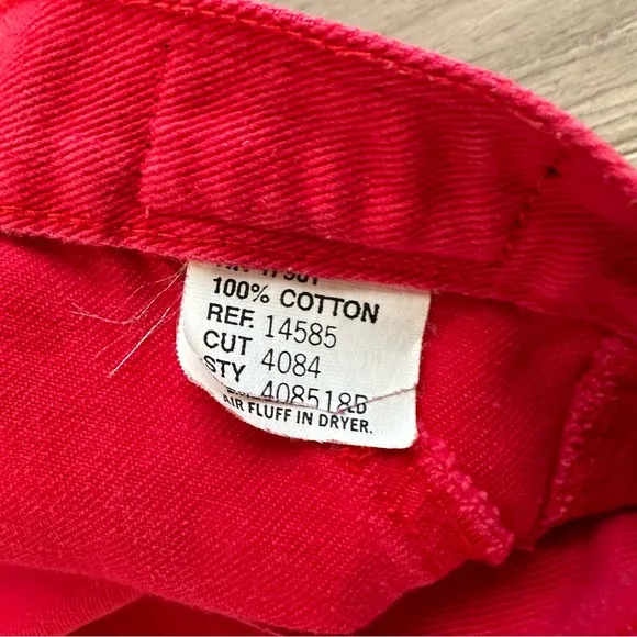 Vintage Red Rockies w/ Double Button Zig Zag Pattern