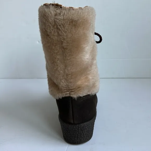 Vintage Snowland brown sherpa faux fur wedge lace up snow winter boots boho