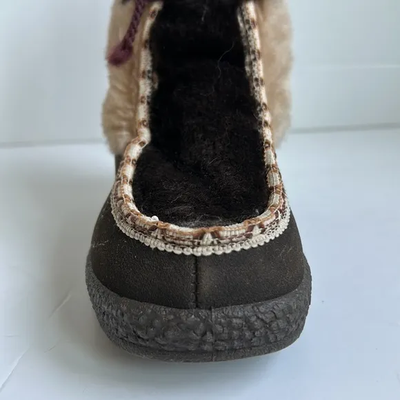 Vintage Snowland brown sherpa faux fur wedge lace up snow winter boots boho