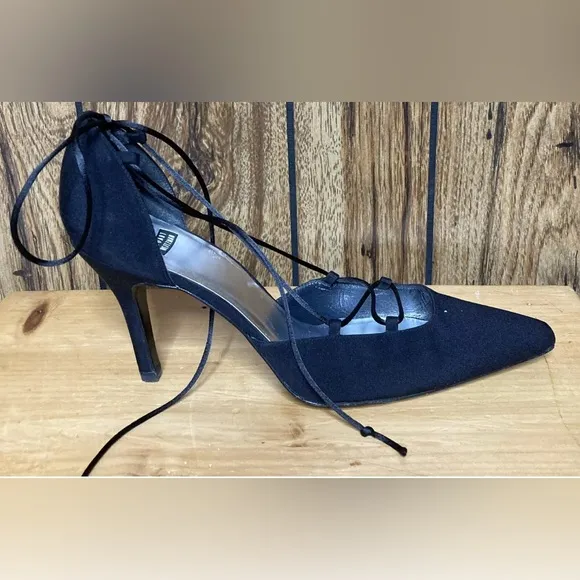 Vintage STUART WEITZMAN black Lace Up Strappy Pointy Toe Heels Shoes Sz 9 EUC