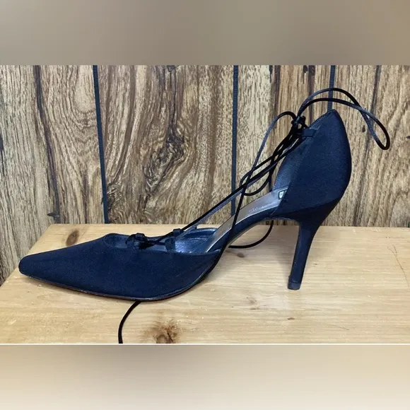 Vintage STUART WEITZMAN black Lace Up Strappy Pointy Toe Heels Shoes Sz 9 EUC