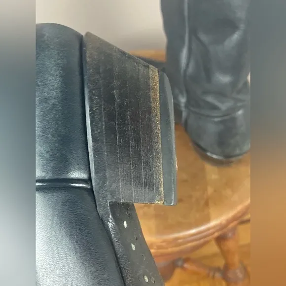 Vintage Tony Lama Black Leather Cowboy Boots