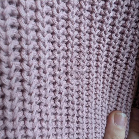 Vintage Woolrich Petal Pink Cable Knit V Neck Sweater Womens M