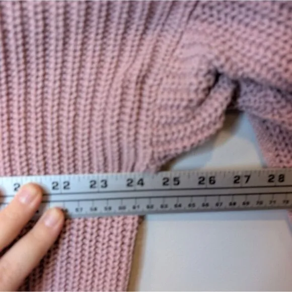 Vintage Woolrich Petal Pink Cable Knit V Neck Sweater Womens M