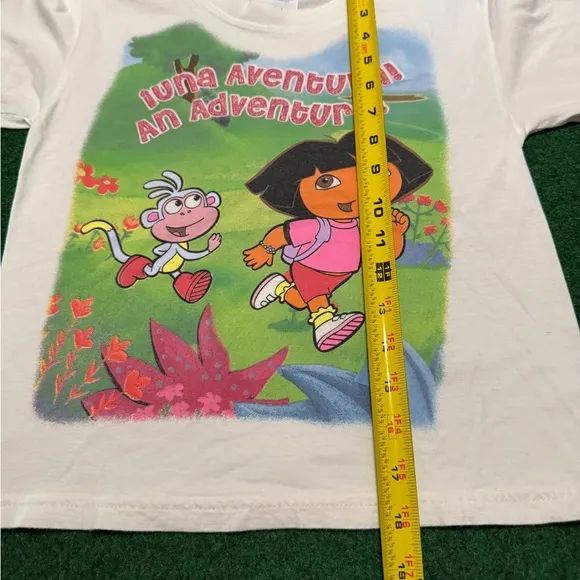 Vintage Y2K Dora The Explorer Boots Cartoon Character Kids Small 5-6 T Shirt