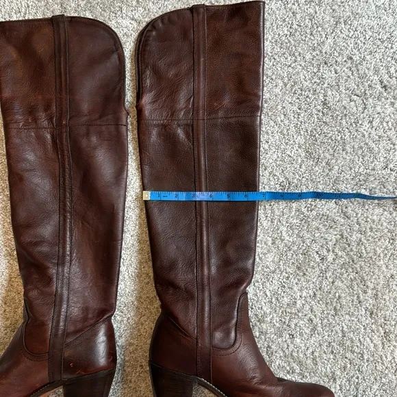 Vintage Y2K Frye over the knee slouchy brown leather riding boots. 6.5