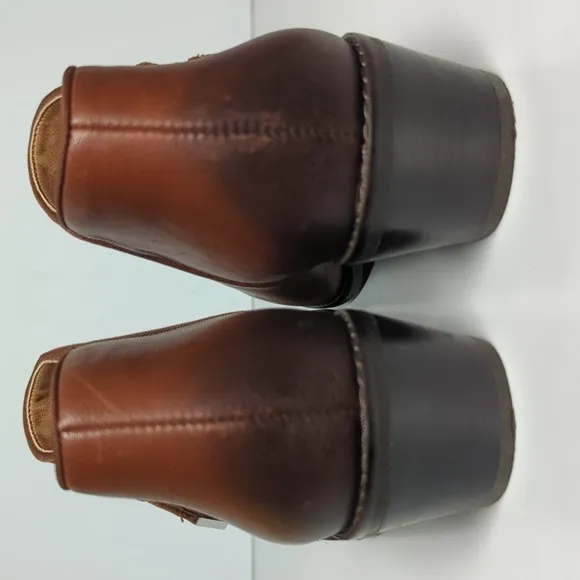 Vionic Jolene boots/ booties woman's size 6.5