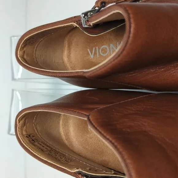 Vionic Jolene boots/ booties woman's size 6.5