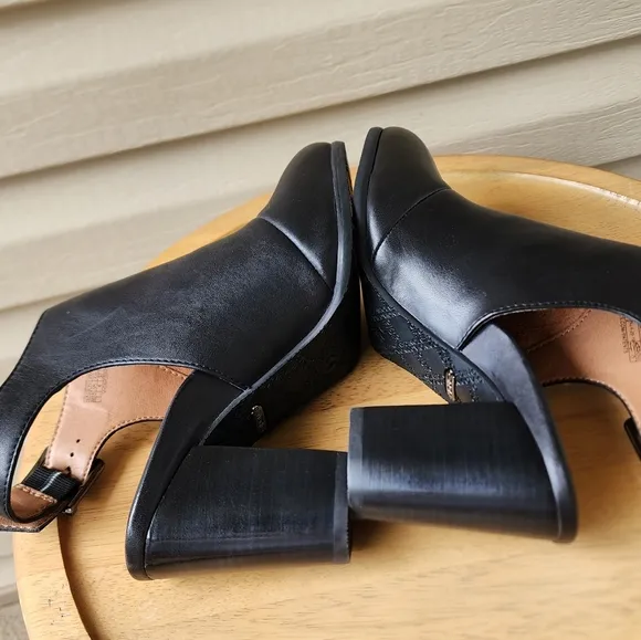 Vionic Lacey open heels booties shoes