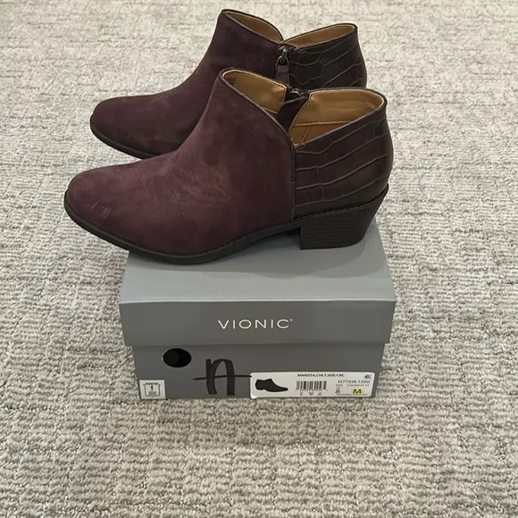 Vionic Marissa Water Repellent Suede Ankle Boots - Chocolate 8