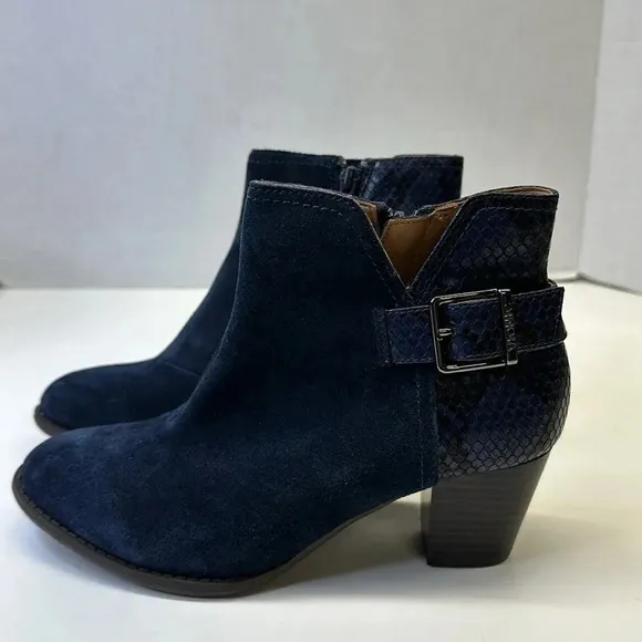 Vionic Naomi Heeled Ankle Boots Booties Zip Up Suede Snake Print Blue Size 6.5