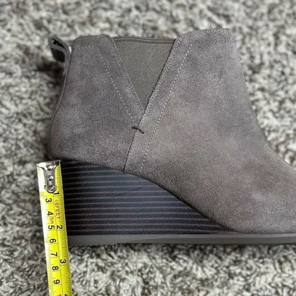 Vionic Paloma Wedge Ankle Boots Suede with Concealed Orthotic Arch Support 9.5​