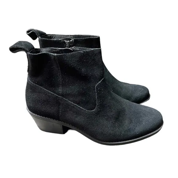 VIONIC Vera Water-Resistant Suede Ankle Boots size 6.5
