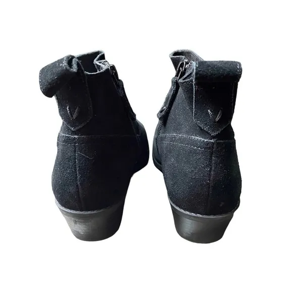 VIONIC Vera Water-Resistant Suede Ankle Boots size 6.5