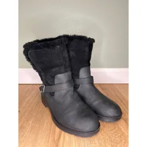Vionic Women’s 9 Boots Leather Shearling Black Pull On Buckle Warm Arch Support