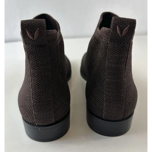 VIVAIA Ryan Pro Water Resistant Stretch Bootie Dk Chocolate Ankle Boots 36 US 6