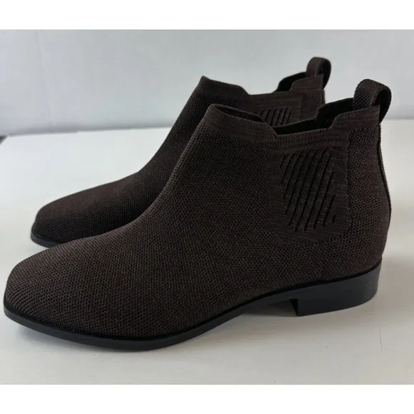 VIVAIA Ryan Pro Water Resistant Stretch Bootie Dk Chocolate Ankle Boots 36 US 6