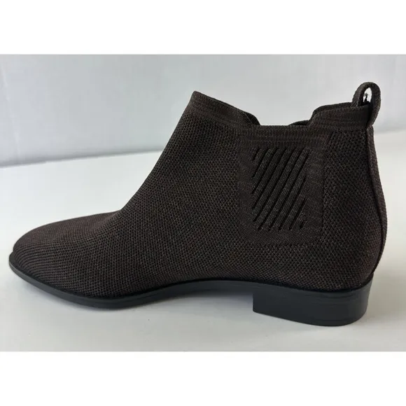 VIVAIA Ryan Pro Water Resistant Stretch Bootie Dk Chocolate Ankle Boots 36 US 6